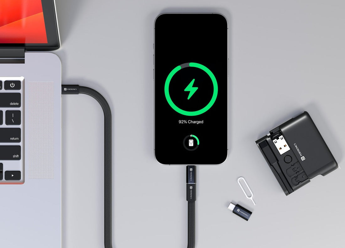 SnapCase Ultra fast charging a phone from a laptop